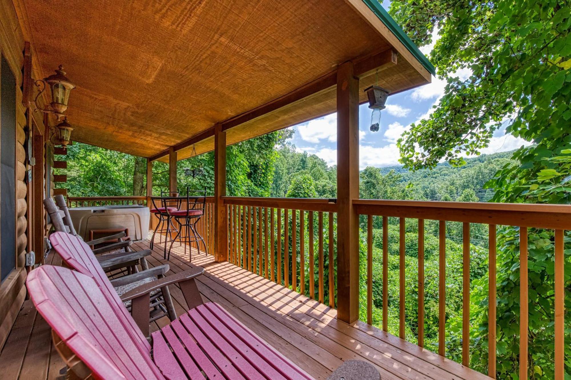 Magical Moments, Hot Tub, Wifi, 1089 Free Tickets Each Paid Day, Dollywood And More Gatlinburg Exterior photo